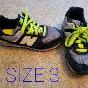 Boys size 3 sneakers